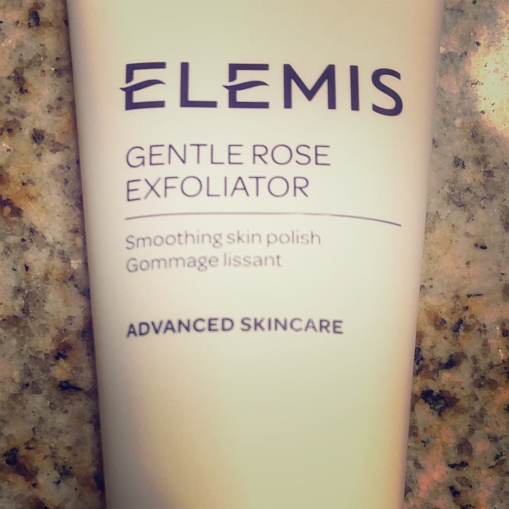 Elke is Gentle Rose Exfoliator ❤️😊❤️